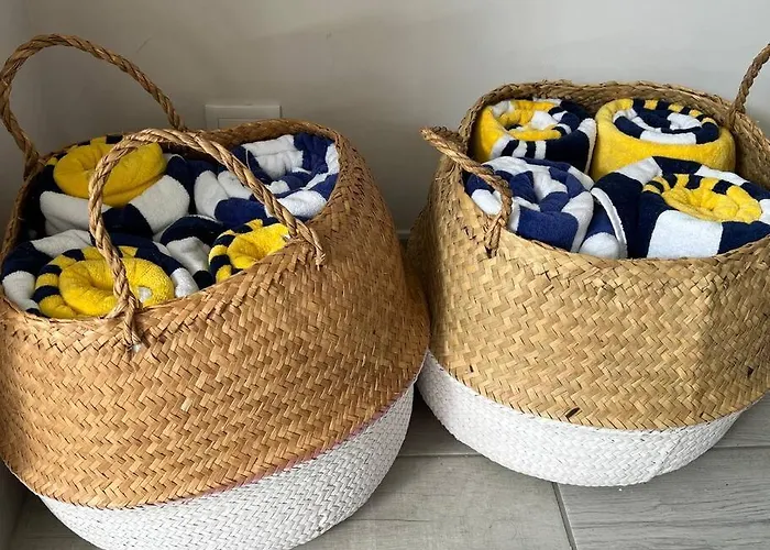 Semesterbostad Casa Palmeiras - Res. Of Elizabete And Fatima Horta (Azores)