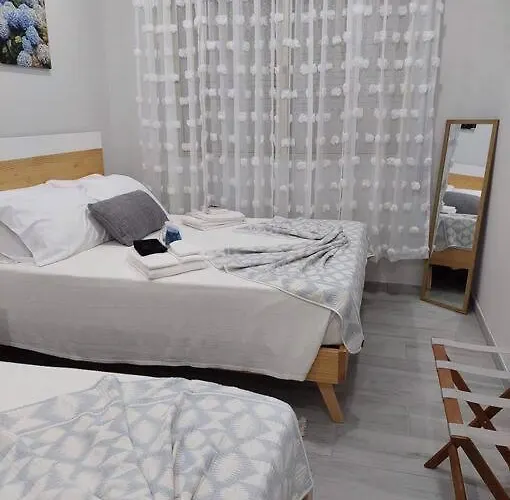 Casa Palmeiras - Res. Of Elizabete And Fatima * Horta (Azores)