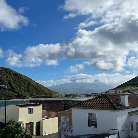 Hébergement de vacances Casa Palmeiras - Res. Of Elizabete And Fatima *