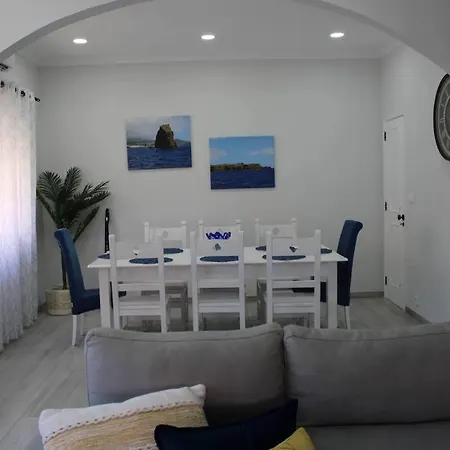 Hébergement de vacances Casa Palmeiras - Res. Of Elizabete And Fatima