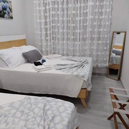 Casa Palmeiras - Res. Of Elizabete And Fatima * Horta (Azores)